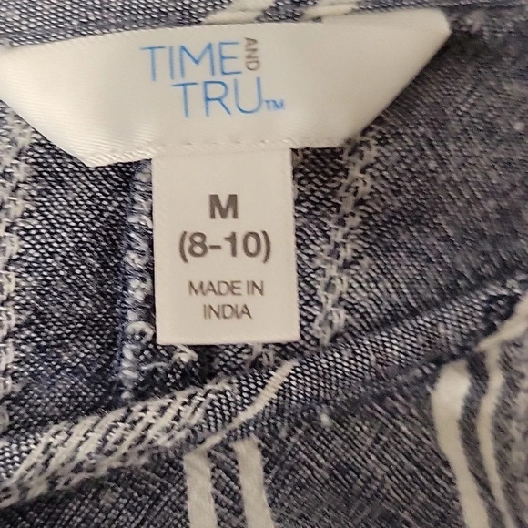 Time & Tru Top - Picture 3 of 3